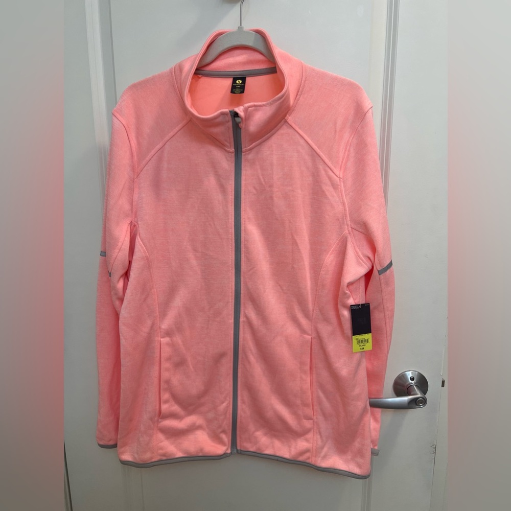 Xersion athletic jacket, XXL, NWT, smoke free home